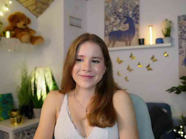 EmilyBlake webcam