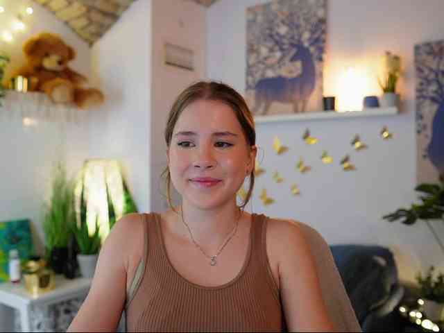 EmilyBlake webcam
