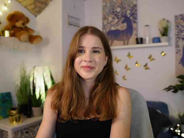 EmilyBlake webcam