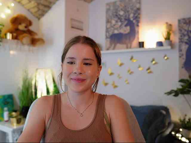 EmilyBlake webcam