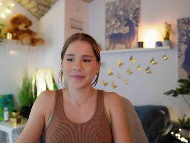 EmilyBlake webcam