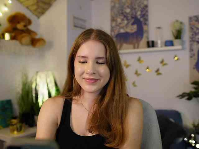 EmilyBlake webcam