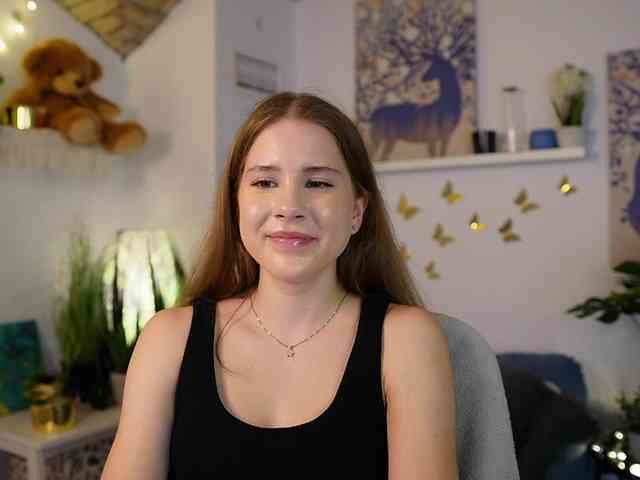 EmilyBlake webcam