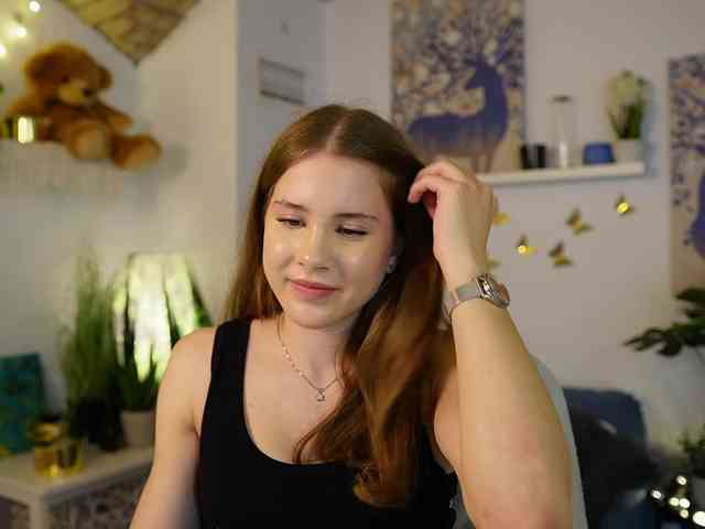 EmilyBlake webcam