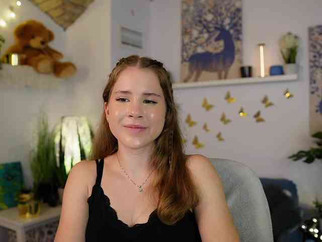 EmilyBlake webcam