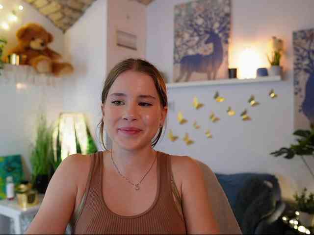 EmilyBlake webcam