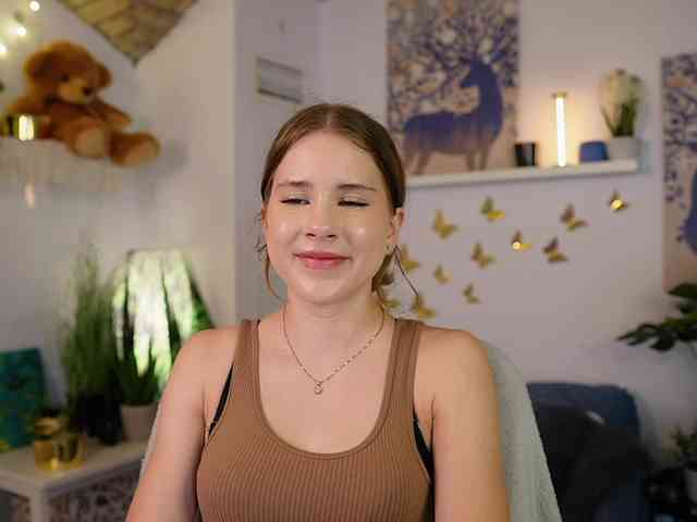 EmilyBlake webcam