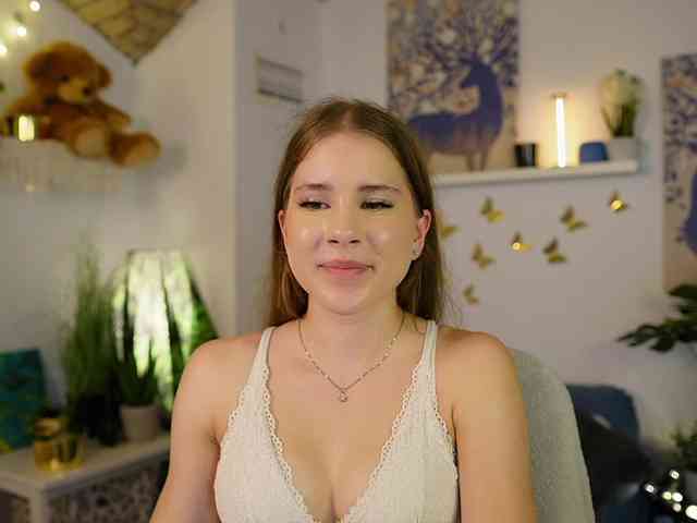 EmilyBlake webcam