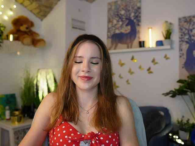 EmilyBlake webcam