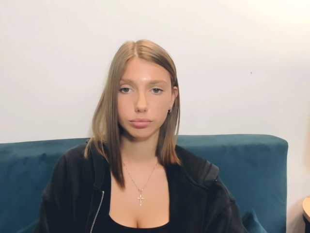 EmmaAngel from BongaCams is Freechat