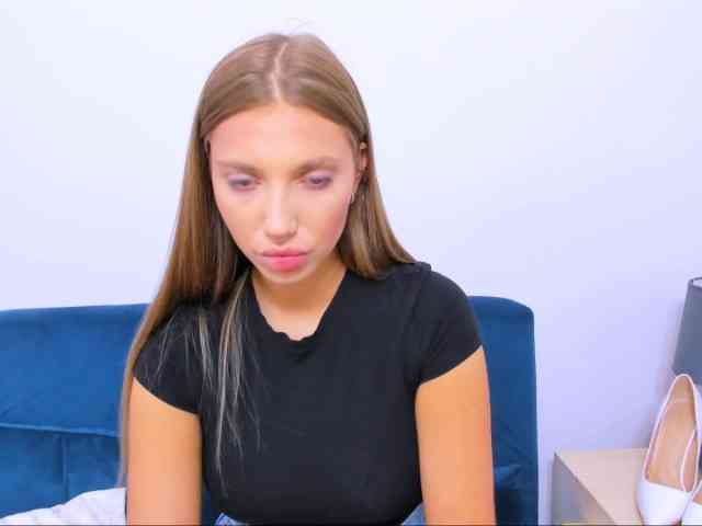 EmmaAngel webcam