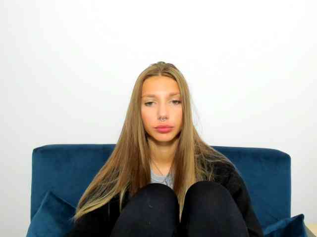 EmmaAngel webcam