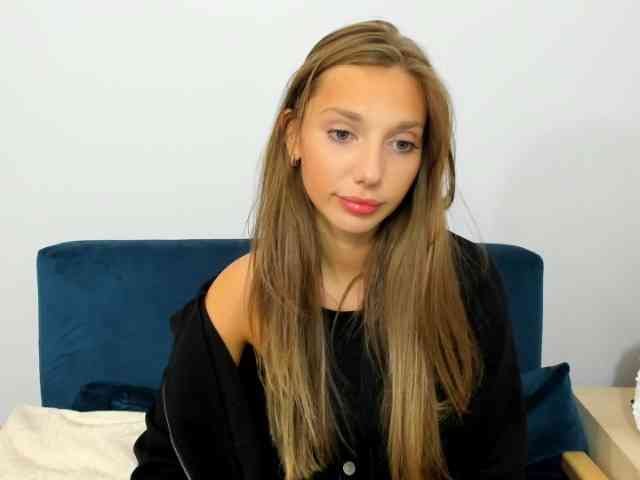 EmmaAngel webcam
