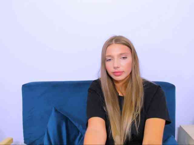 EmmaAngel webcam