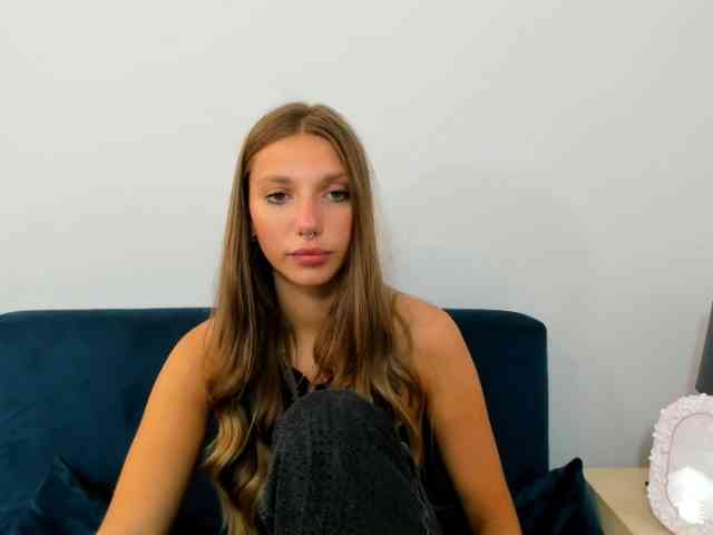EmmaAngel webcam