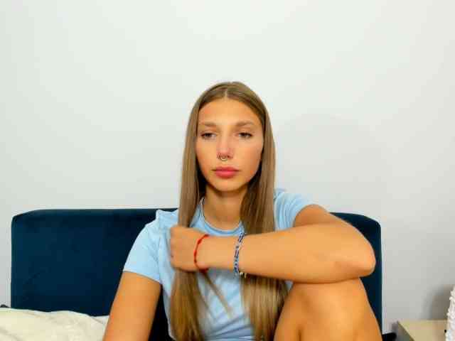 EmmaAngel webcam