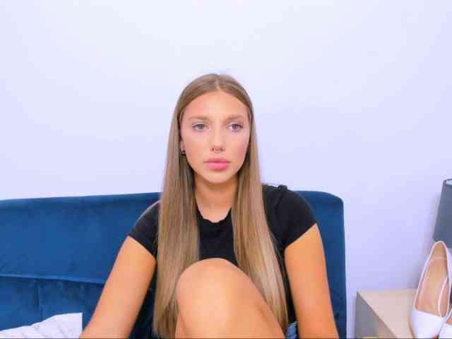 EmmaAngel webcam