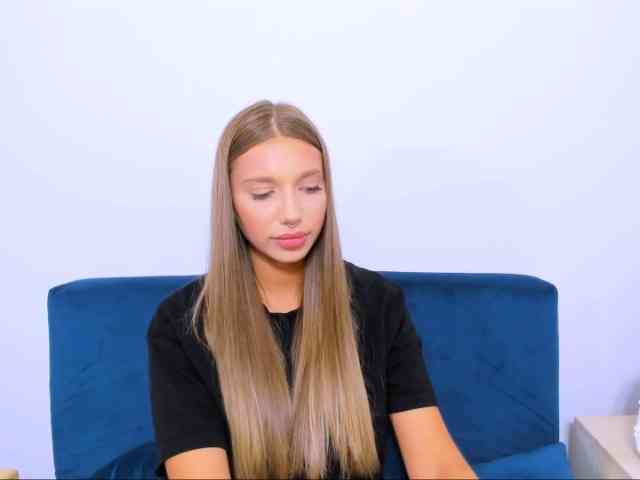 EmmaAngel webcam