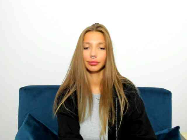 EmmaAngel webcam