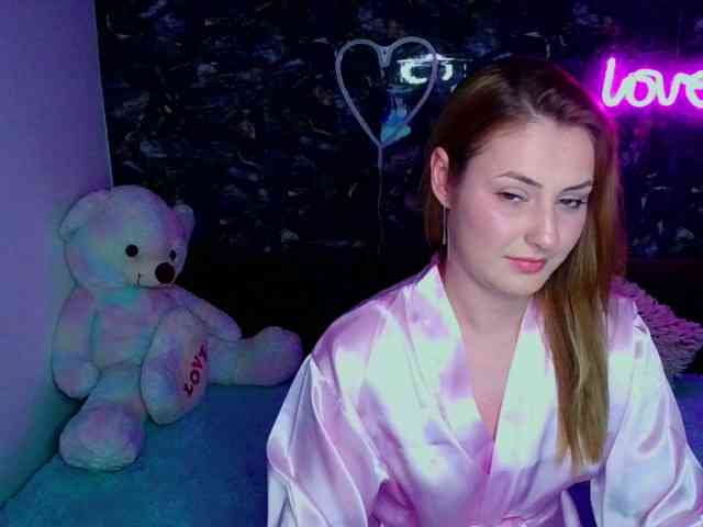 bettyy23 webcam