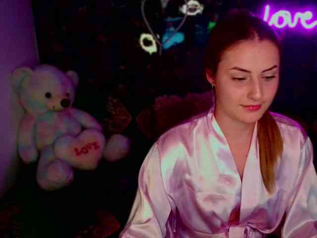 bettyy23 webcam