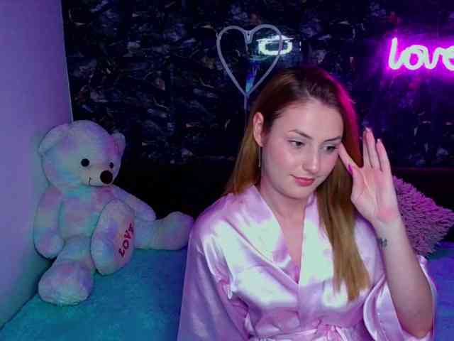 bettyy23 webcam
