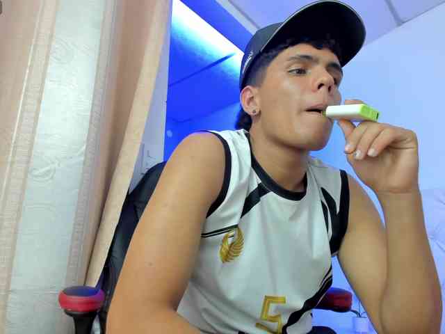 AlexCoxx