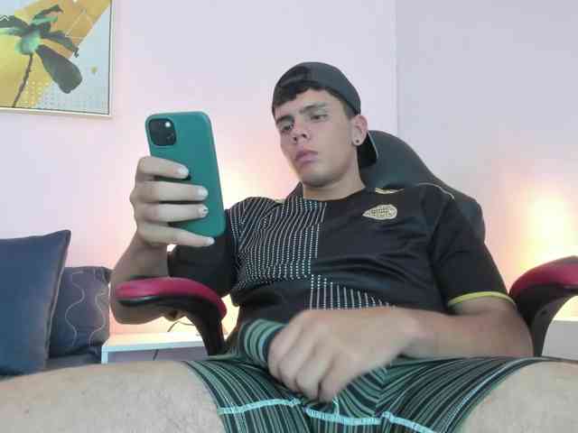 AlexCoxx