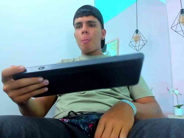 AlexCoxx