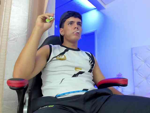 AlexCoxx