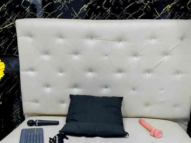 Angeely webcam