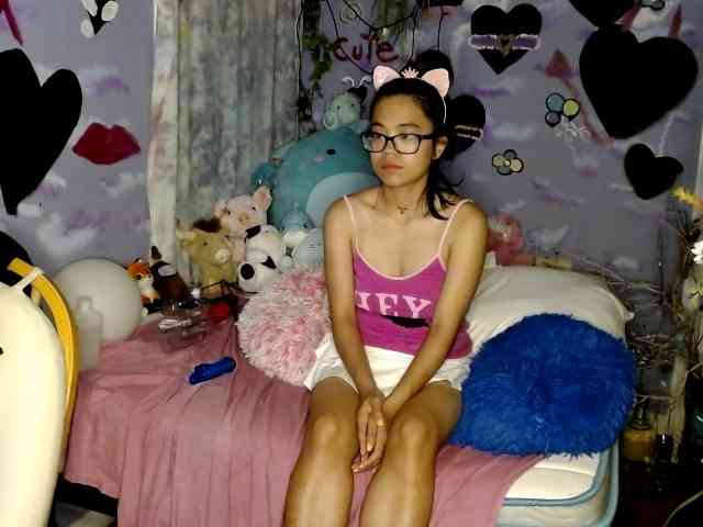 ikitty90 webcam