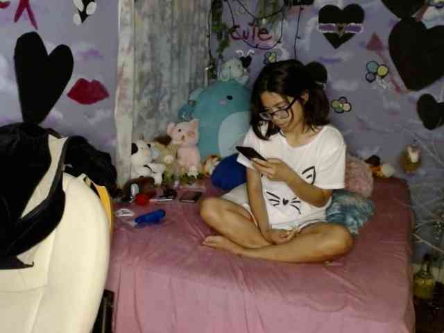 ikitty90 webcam