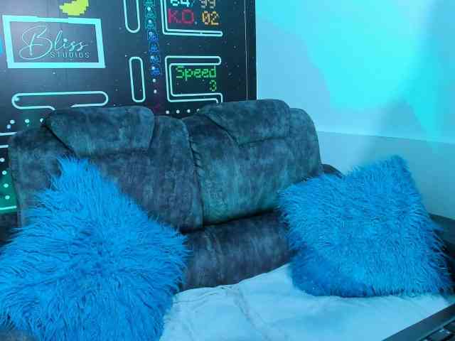 Kiara-Smith webcam