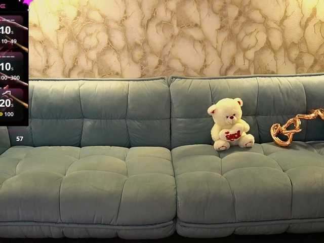 CrystallPaws's BongaCams show and profile