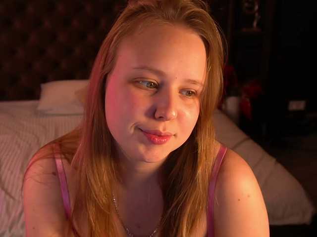  CrystallPaws chat room