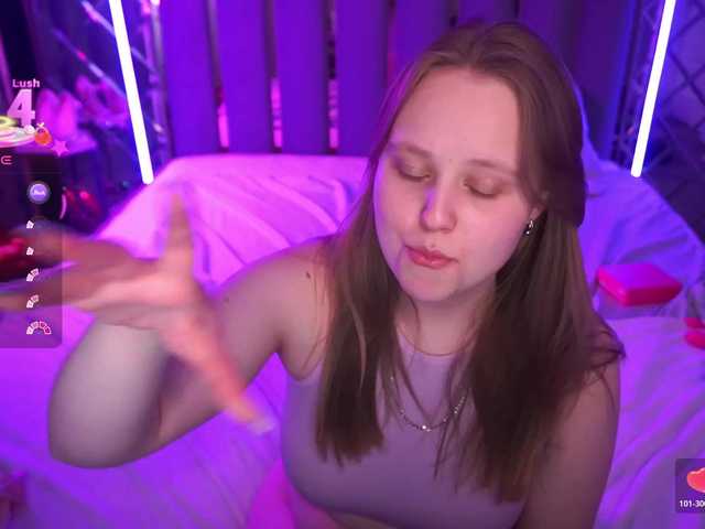 CrystallPaws's BongaCams show and profile