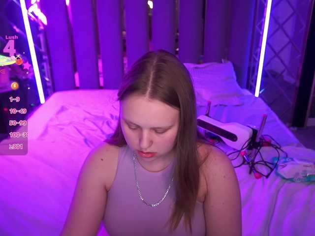 CrystallPaws's BongaCams show and profile