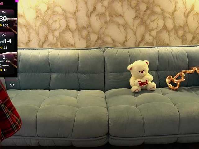 CrystallPaws's BongaCams show and profile