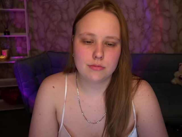 CrystallPaws's BongaCams show and profile