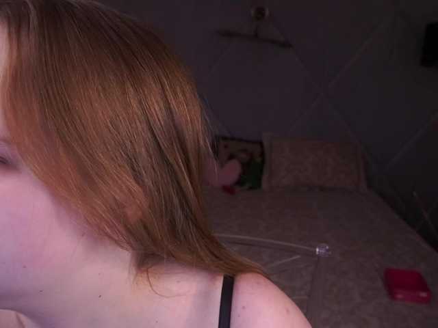 CrystallPaws's BongaCams show and profile