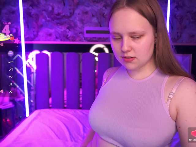 CrystallPaws's BongaCams show and profile