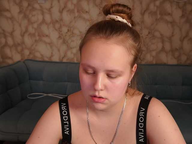 CrystallPaws's BongaCams show and profile