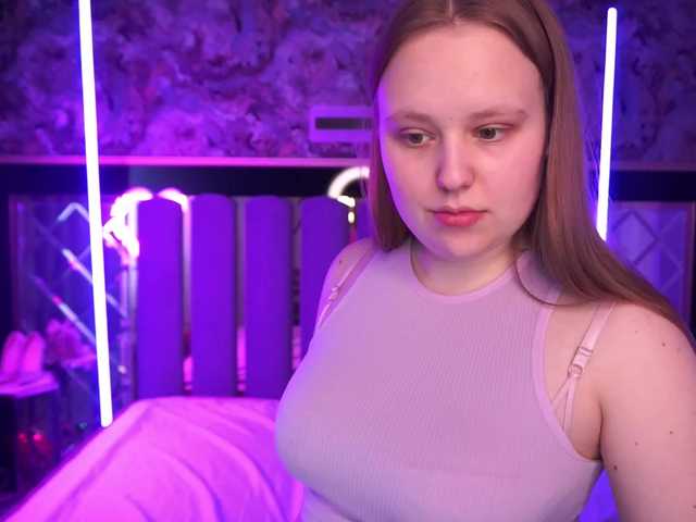 CrystallPaws's BongaCams show and profile