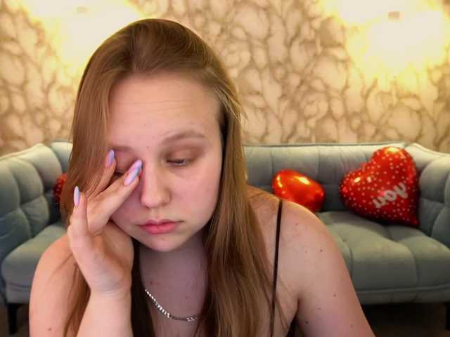 CrystallPaws's BongaCams show and profile