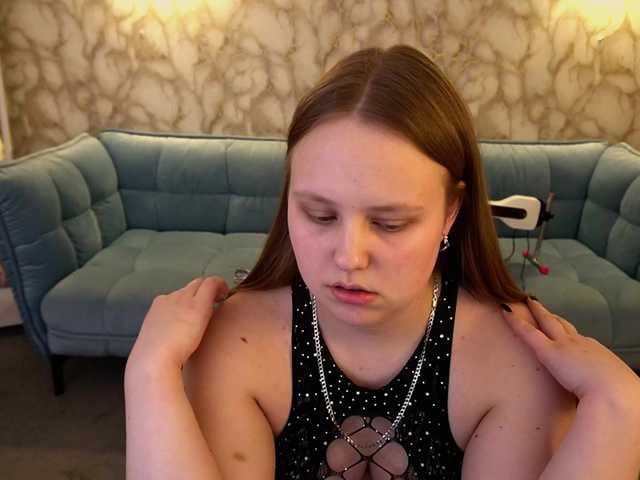 CrystallPaws's BongaCams show and profile