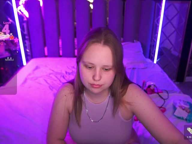 CrystallPaws's BongaCams show and profile