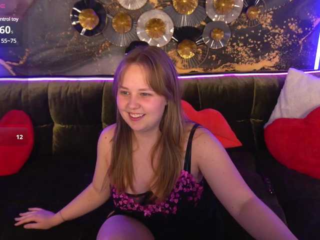  CrystallPaws chat room