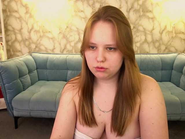 CrystallPaws's BongaCams show and profile