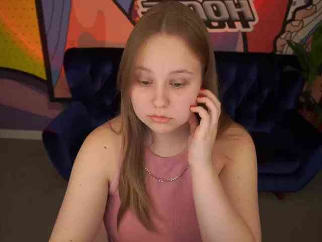 CrystallPaws bongacams